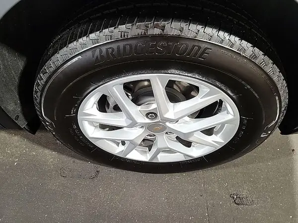 3GNAXUEG1RS222265 2024 CHEVROLET EQUINOX - Image 2