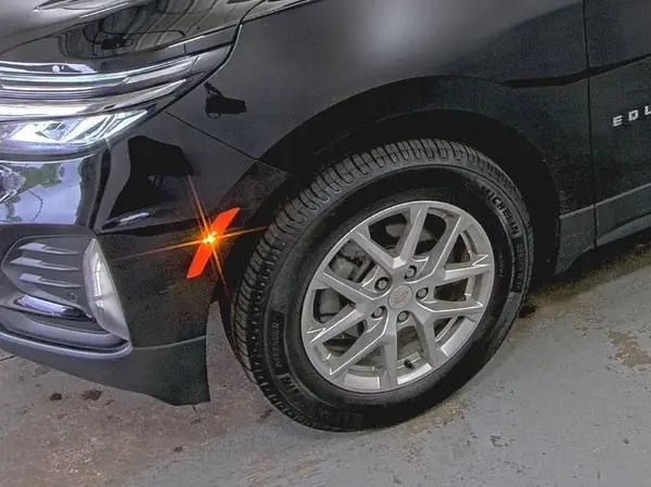 3GNAXUEG2PL221441 2023 CHEVROLET EQUINOX - Image 2