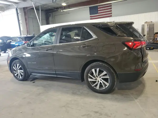 3GNAXUEG2RL114232 2024 CHEVROLET EQUINOX - Image 2