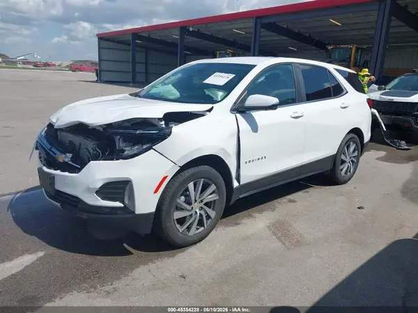 3GNAXUEG2RL217084 2024 CHEVROLET EQUINOX - Image 2
