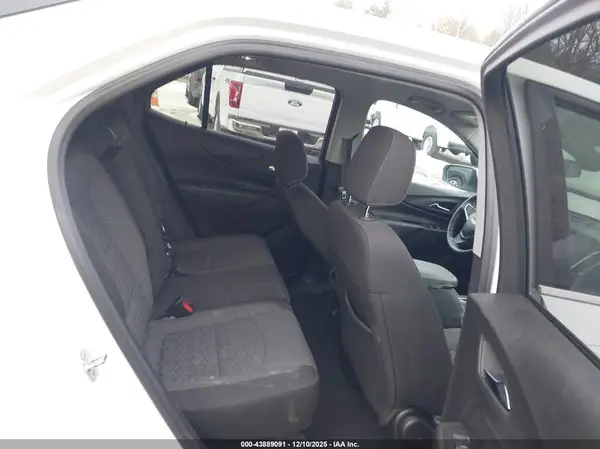 3GNAXUEG2RL240283 2024 CHEVROLET EQUINOX - Image 8