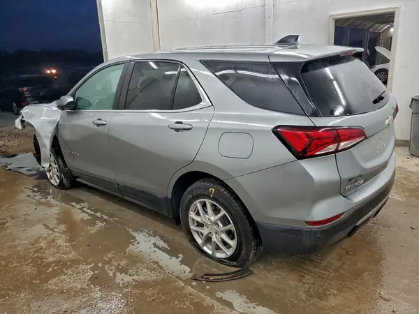 3GNAXUEG2RL302071 2024 CHEVROLET EQUINOX - Image 2