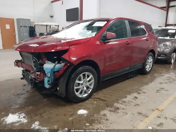 3GNAXUEG2RS106864 2024 CHEVROLET EQUINOX - Image 2