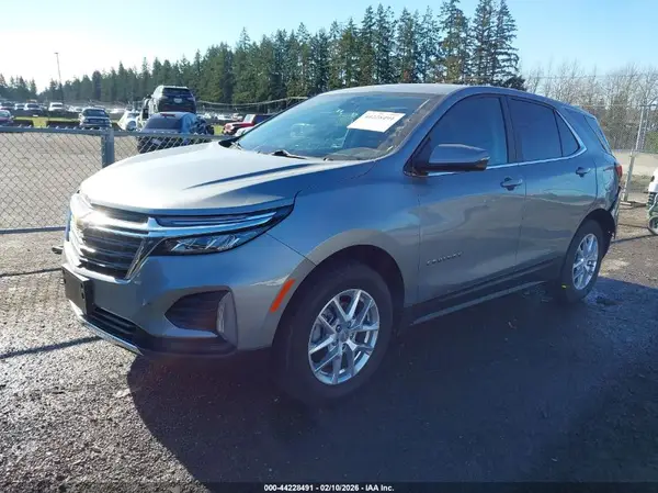3GNAXUEG2RS118349 2024 CHEVROLET EQUINOX - Image 2