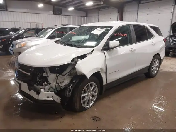 3GNAXUEG3PS194563 2023 CHEVROLET EQUINOX - Image 2