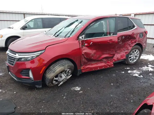 3GNAXUEG3RS217844 2024 CHEVROLET EQUINOX - Image 2