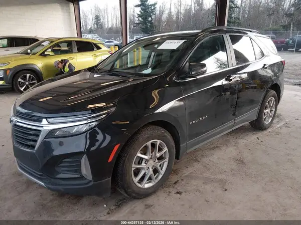 3GNAXUEG4PL246079 2023 CHEVROLET EQUINOX - Image 2