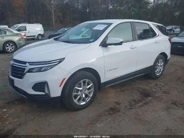 3GNAXUEG4RL245551 2024 CHEVROLET EQUINOX - Image 2