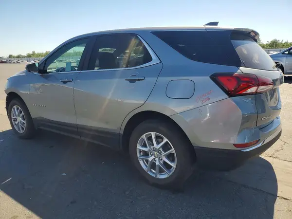 3GNAXUEG4RL245887 2024 CHEVROLET EQUINOX - Image 2