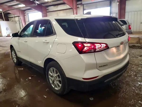 3GNAXUEG4RS158609 2024 CHEVROLET EQUINOX - Image 2