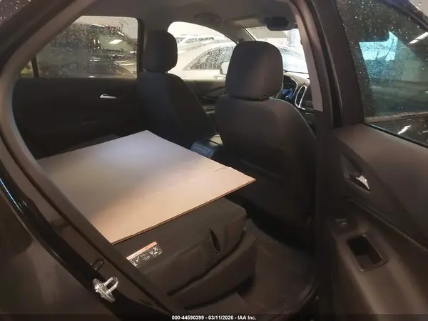 3GNAXUEG5RL105704 2024 CHEVROLET EQUINOX - Image 8