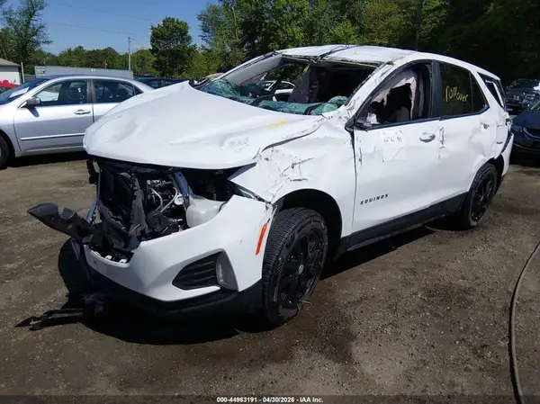 3GNAXUEG5RL245946 2024 CHEVROLET EQUINOX - Image 2