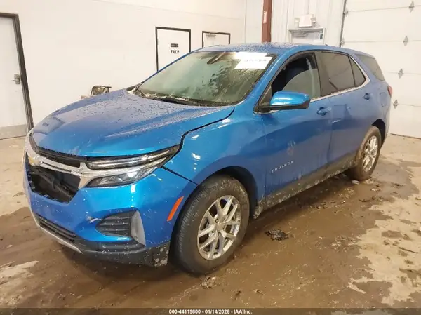 3GNAXUEG5RS107037 2024 CHEVROLET EQUINOX - Image 2