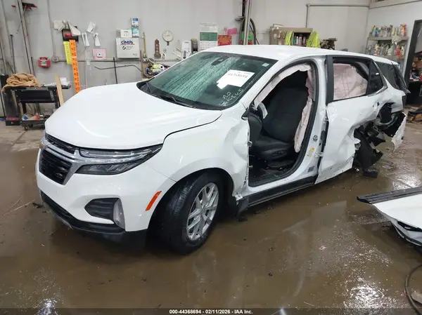 3GNAXUEG5RS131323 2024 CHEVROLET EQUINOX - Image 2