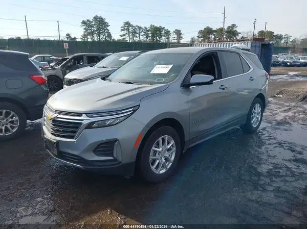 3GNAXUEG5RS213519 2024 CHEVROLET EQUINOX - Image 2