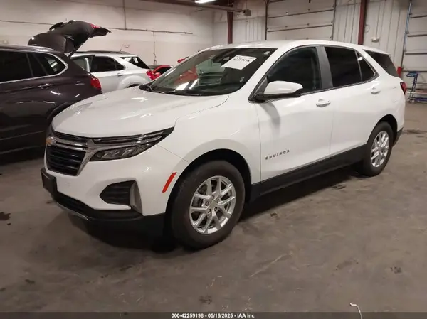 3GNAXUEG5RS219692 2024 CHEVROLET EQUINOX - Image 2