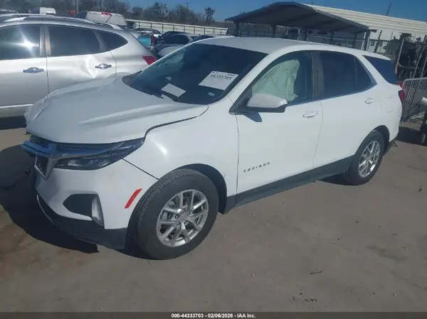 3GNAXUEG5RS249081 2024 CHEVROLET EQUINOX - Image 2