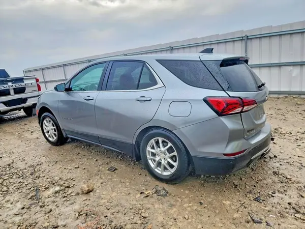 3GNAXUEG6RS152505 2024 CHEVROLET EQUINOX - Image 2