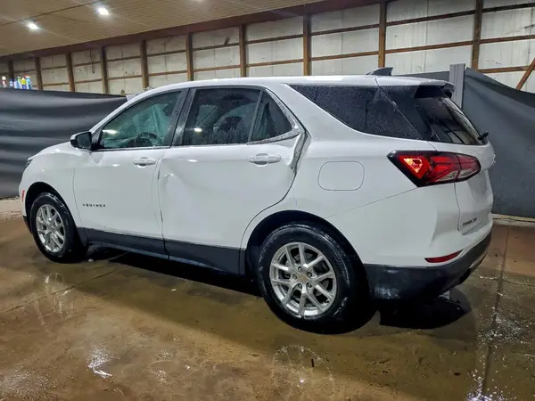 3GNAXUEG7RL241235 2024 CHEVROLET EQUINOX - Image 2