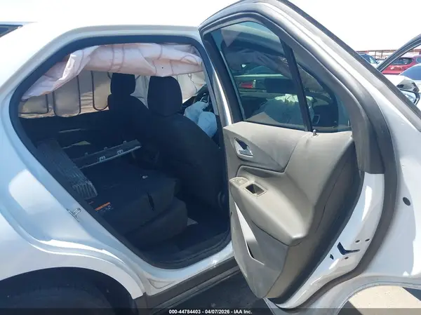 3GNAXUEG7RS118718 2024 CHEVROLET EQUINOX - Image 8