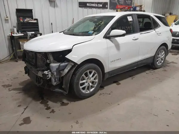 3GNAXUEG7RS202540 2024 CHEVROLET EQUINOX - Image 2