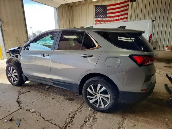 3GNAXUEG8RL230471 2024 CHEVROLET EQUINOX - Image 2
