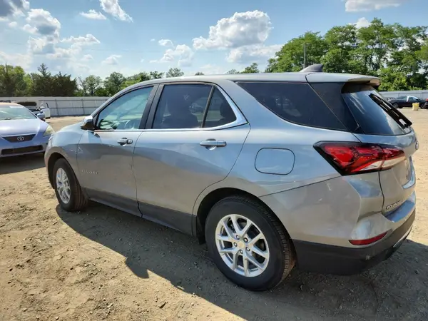 3GNAXUEG8RS122065 2024 CHEVROLET EQUINOX - Image 2