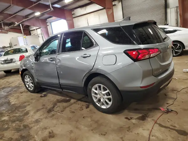 3GNAXUEG8RS204992 2024 CHEVROLET EQUINOX - Image 2