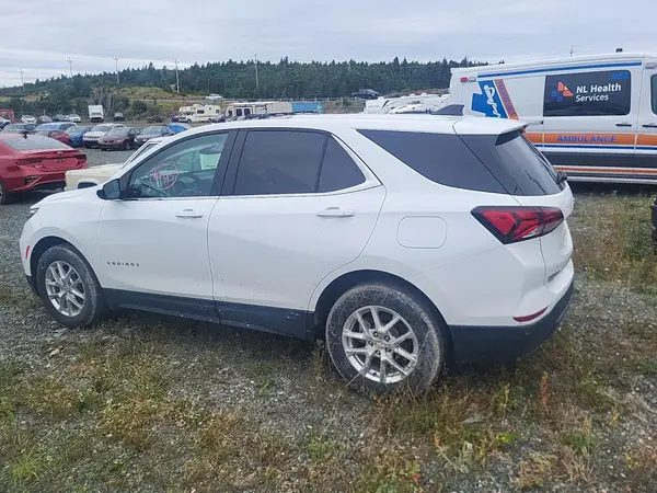 3GNAXUEG8RS209478 2024 CHEVROLET EQUINOX - Image 2