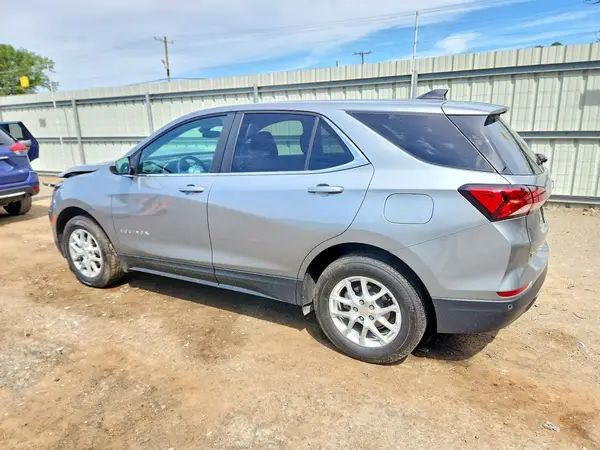 3GNAXUEG8RS246045 2024 CHEVROLET EQUINOX - Image 2