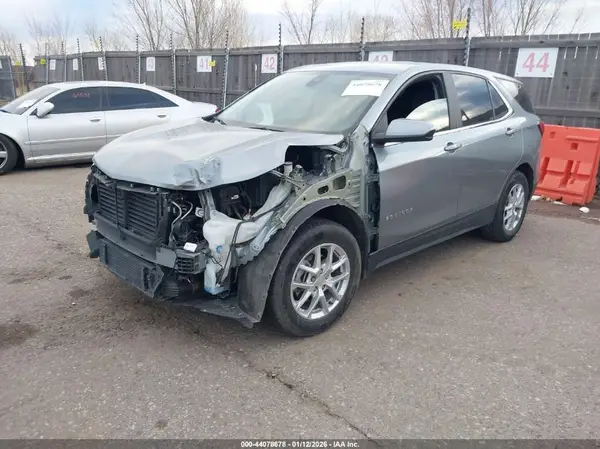 3GNAXUEG8RS249866 2024 CHEVROLET EQUINOX - Image 2