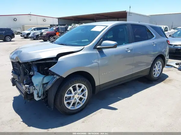 3GNAXUEG9RL229104 2024 CHEVROLET EQUINOX - Image 2