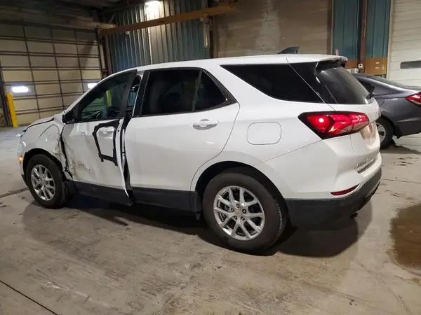 3GNAXUEG9RL332989 2024 CHEVROLET EQUINOX - Image 2
