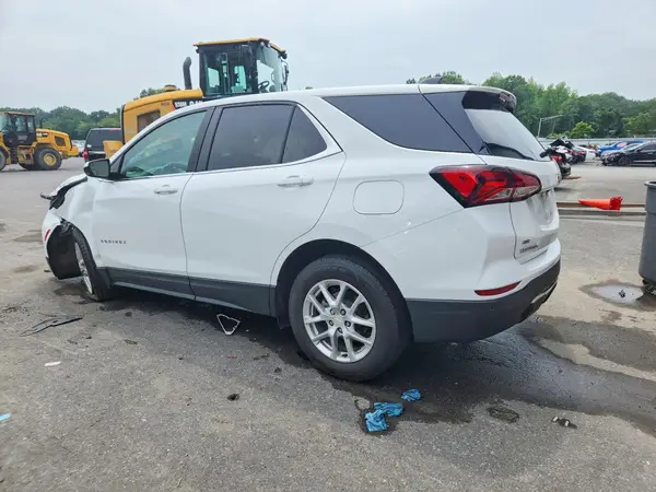 3GNAXUEG9RS138453 2024 CHEVROLET EQUINOX - Image 2