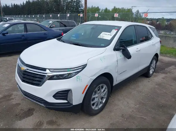 3GNAXUEG9RS181173 2024 CHEVROLET EQUINOX - Image 2