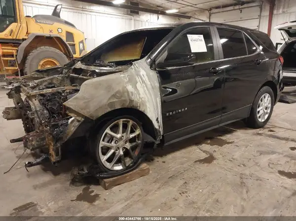 3GNAXUEGXPL235443 2023 CHEVROLET EQUINOX - Image 2
