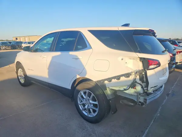3GNAXUEGXRL235817 2024 CHEVROLET EQUINOX - Image 2