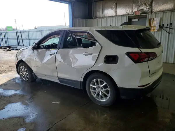 3GNAXUEGXRL277887 2024 CHEVROLET EQUINOX - Image 2