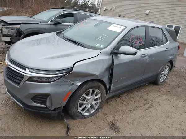 3GNAXUEGXRL359117 2024 CHEVROLET EQUINOX - Image 2