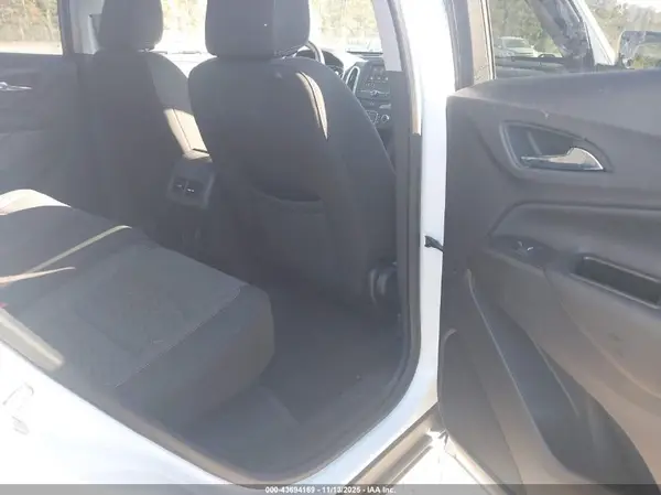 3GNAXUEGXRS120771 2024 CHEVROLET EQUINOX - Image 8