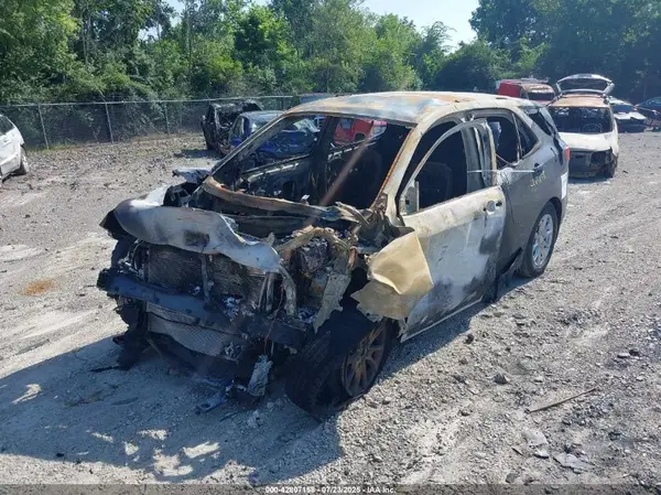 3GNAXUEU0JL157624 2018 CHEVROLET EQUINOX - Image 2