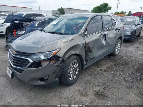 3GNAXUEU0JS558743 2018 CHEVROLET EQUINOX - Image 2