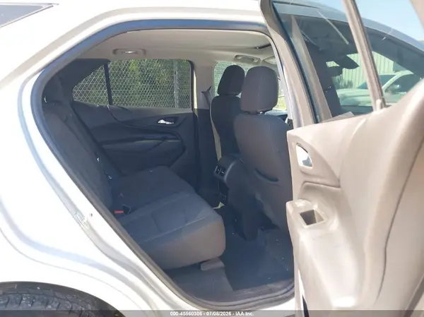 3GNAXUEU2JS622717 2018 CHEVROLET EQUINOX - Image 8
