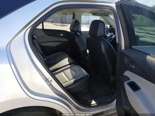 3GNAXUEU4JS601660 2018 CHEVROLET EQUINOX - Image 8