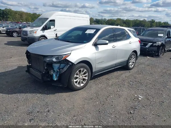 3GNAXUEU7JS586684 2018 CHEVROLET EQUINOX - Image 2