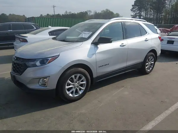 3GNAXUEU8JS617828 2018 CHEVROLET EQUINOX - Image 2