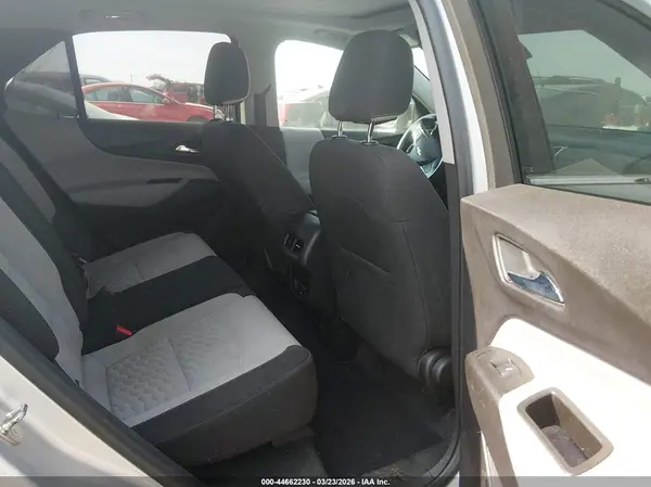 3GNAXUEU8JS617828 2018 CHEVROLET EQUINOX - Image 8