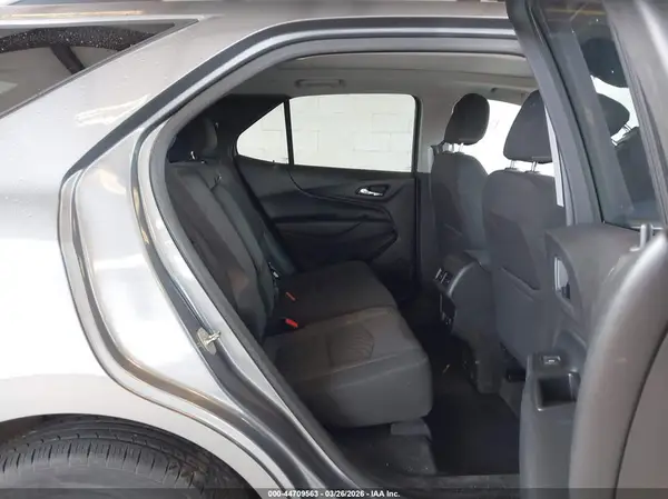 3GNAXUEU9JL330069 2018 CHEVROLET EQUINOX - Image 8
