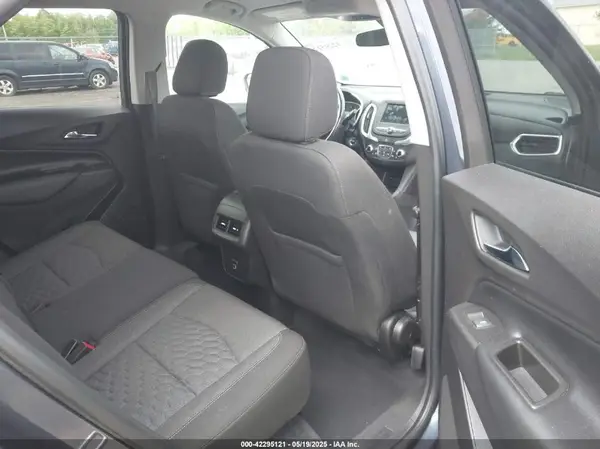 3GNAXUEV0KL317365 2019 CHEVROLET EQUINOX - Image 8