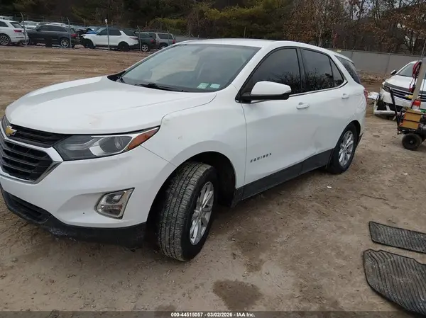 3GNAXUEV0KS517913 2019 CHEVROLET EQUINOX - Image 2